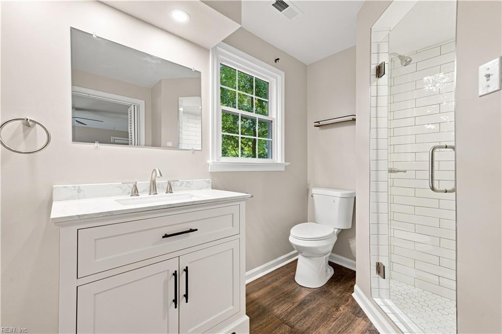 188 Corinthia Dr Property Photo 16