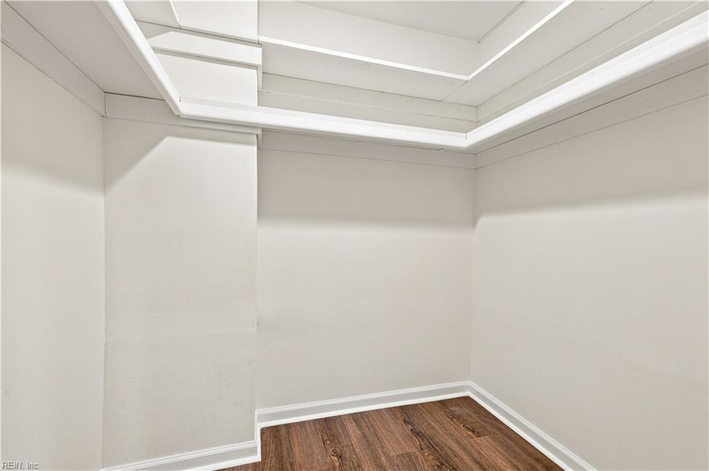 188 Corinthia Dr Property Photo 17