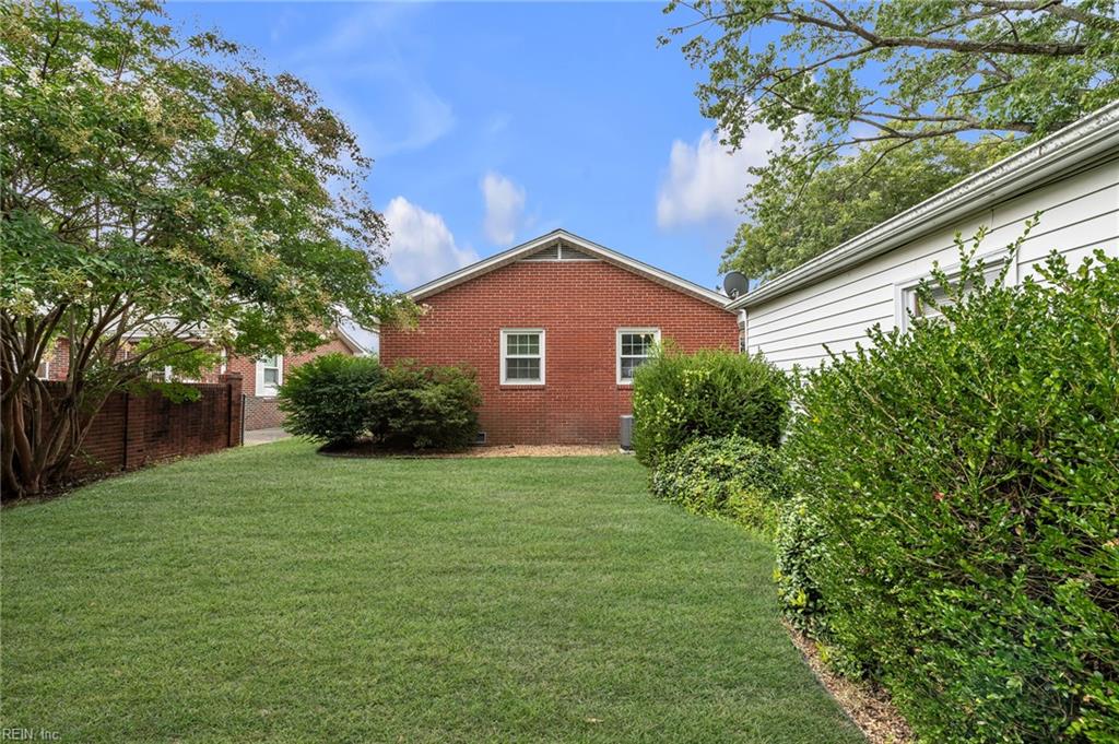 508 Middleboro Ter Property Photo 31