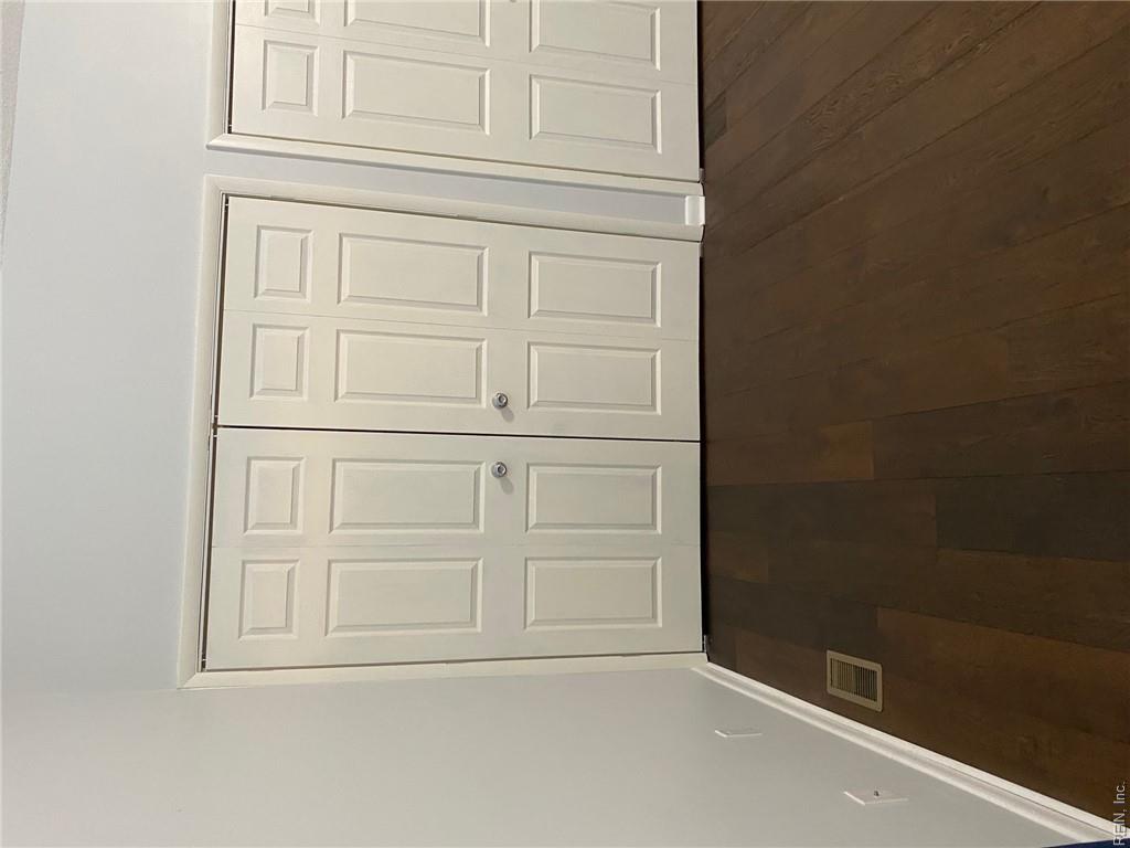 696 Mowbray Arch Property Photo 12