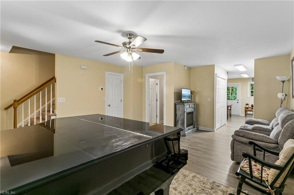 6418 Village Woods Ct Property Photo 5