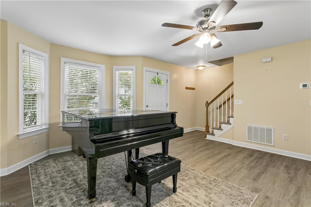 6418 Village Woods Ct Property Photo 6