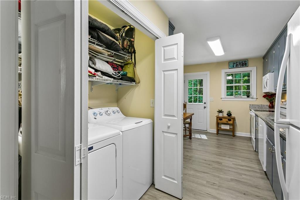 6418 Village Woods Ct Property Photo 14