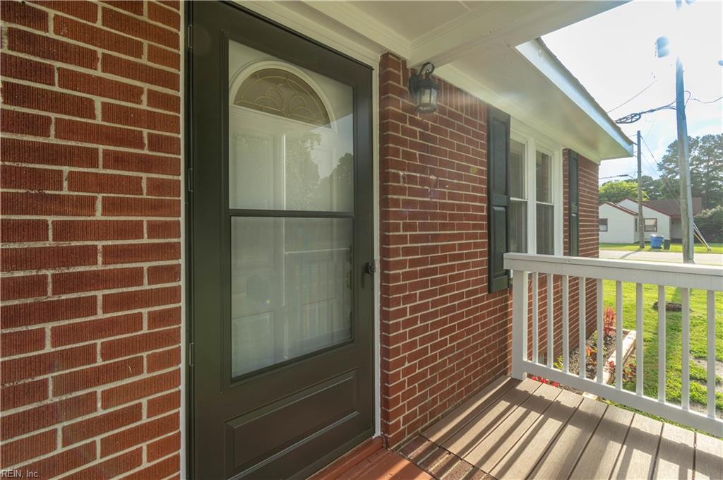 1302 Portlock Rd Property Photo 2