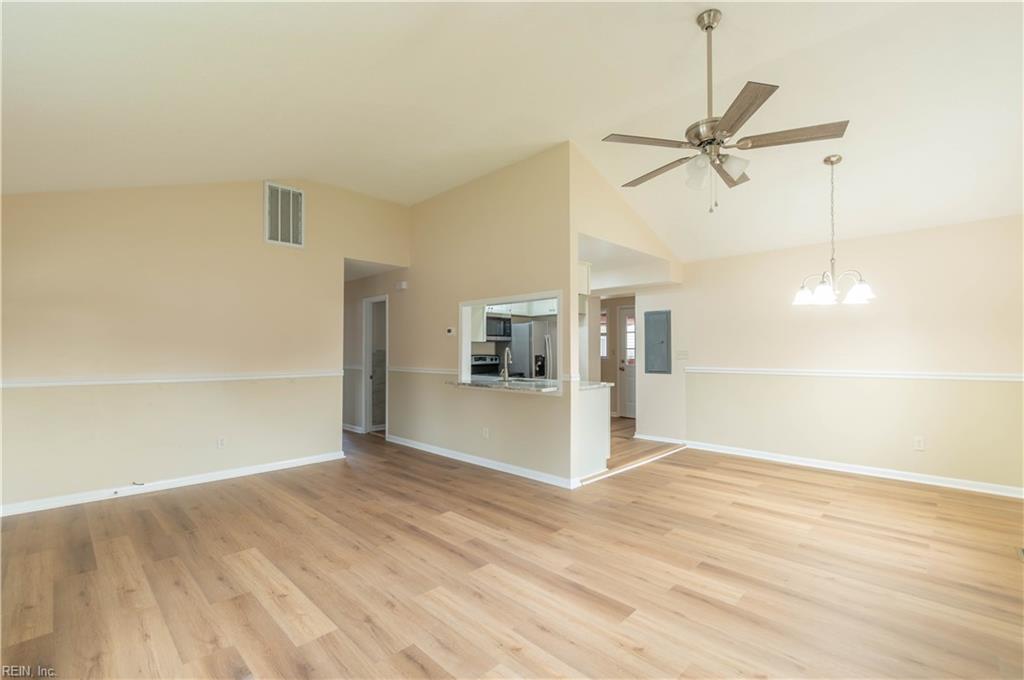 1302 Portlock Rd Property Photo 6