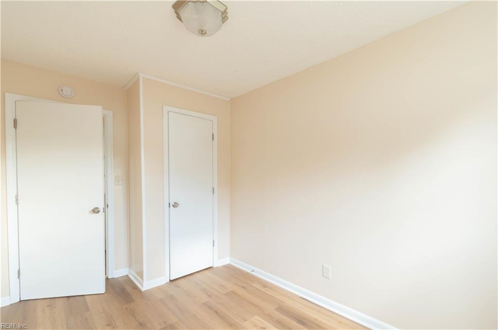 1302 Portlock Rd Property Photo 12