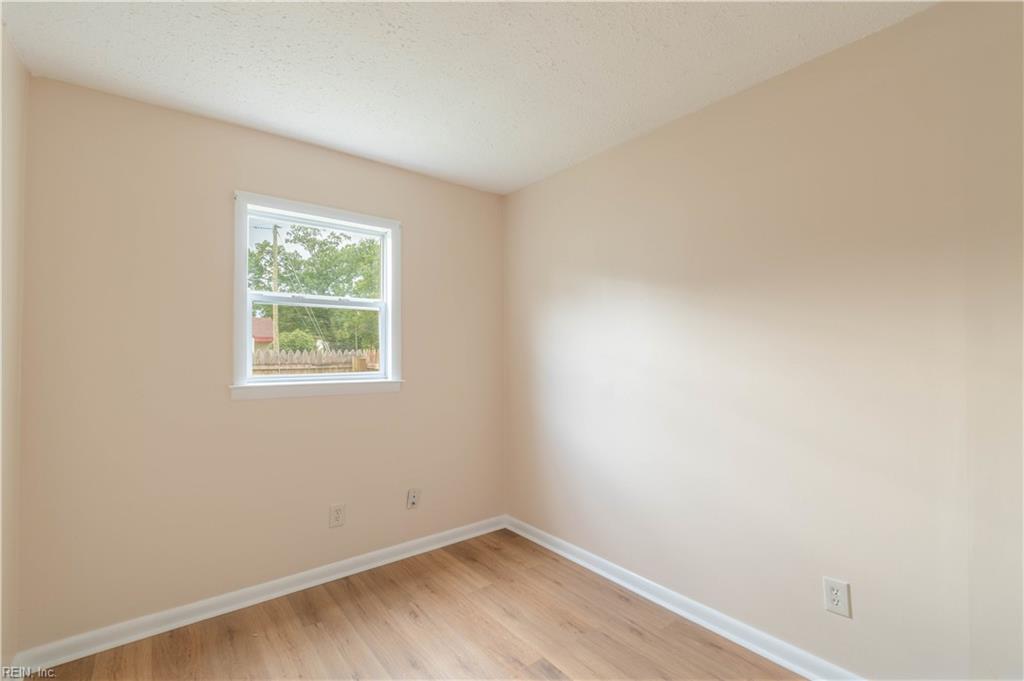 1302 Portlock Rd Property Photo 13