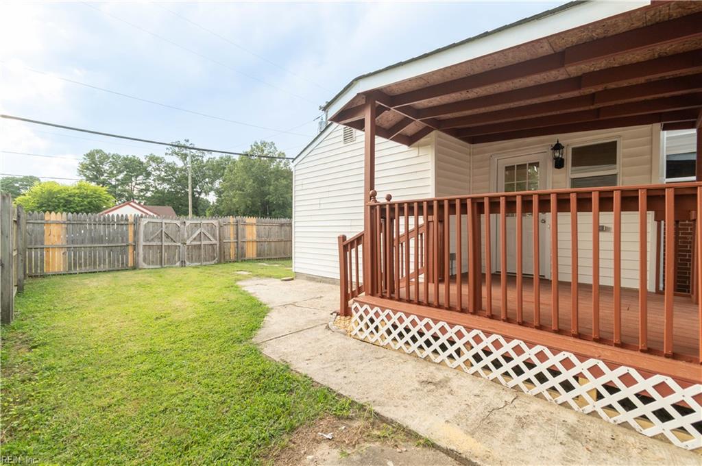 1302 Portlock Rd Property Photo 17