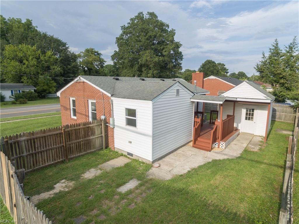 1302 Portlock Rd Property Photo 18