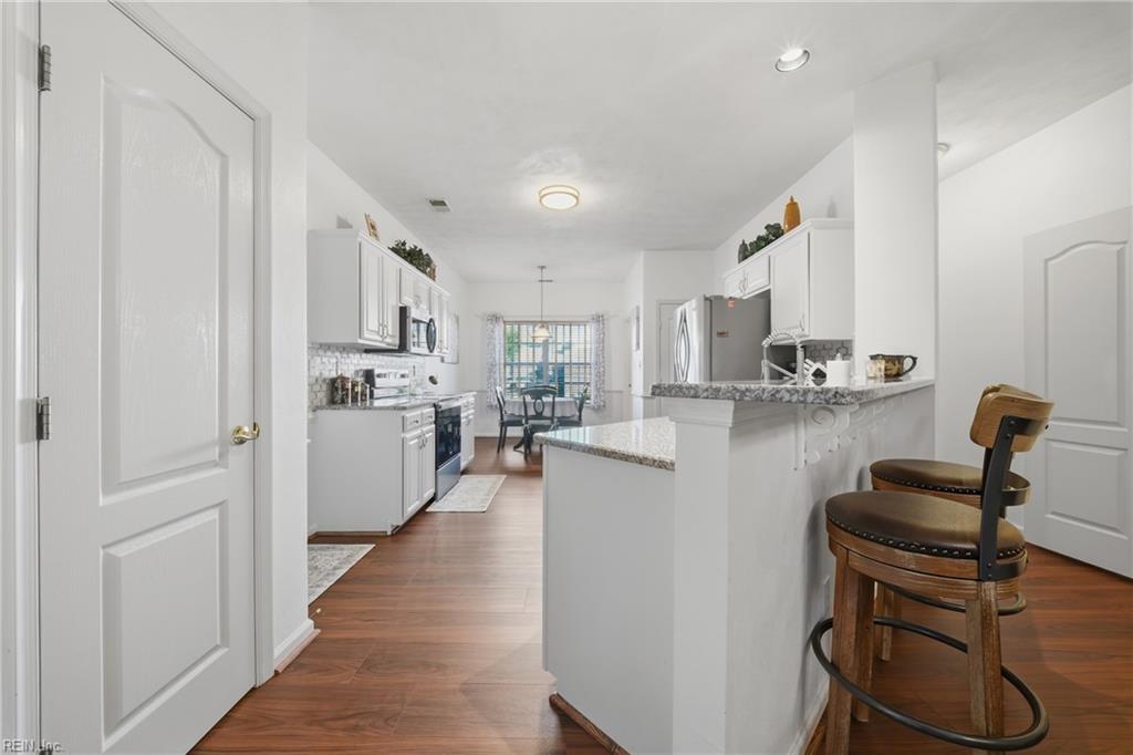 3123 Sterling Way Property Photo 4