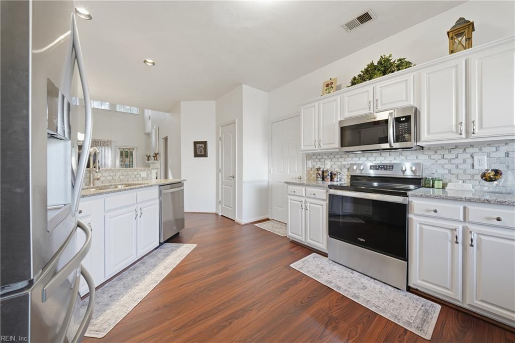 3123 Sterling Way Property Photo 5