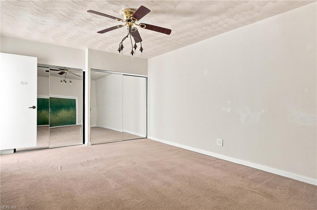 9554 Bay Front Dr Property Photo 6
