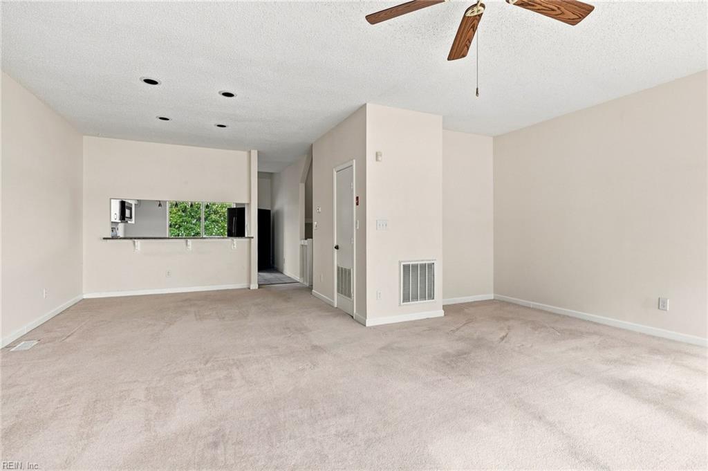 9554 Bay Front Dr Property Photo 19