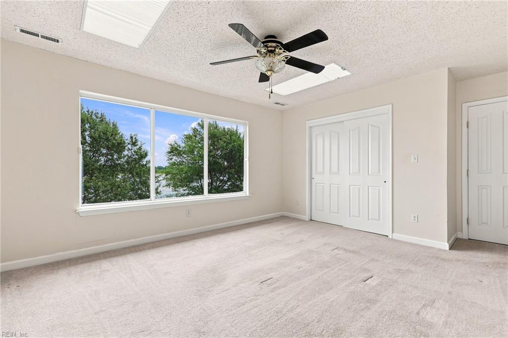 9554 Bay Front Dr Property Photo 29