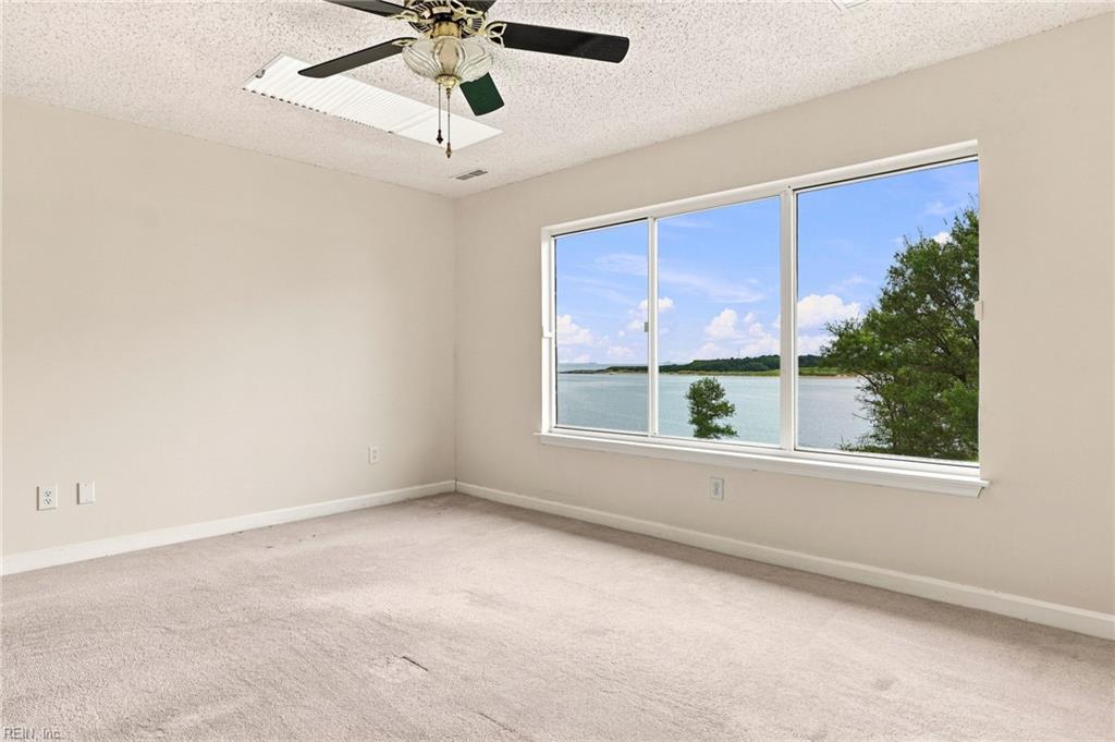 9554 Bay Front Dr Property Photo 33