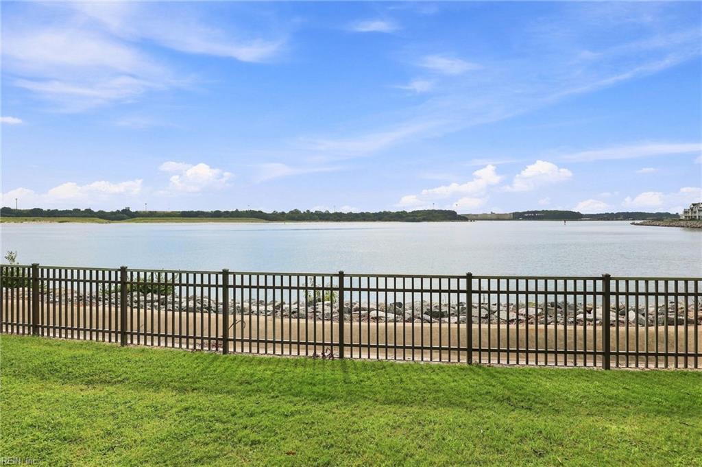 9554 Bay Front Dr Property Photo 46