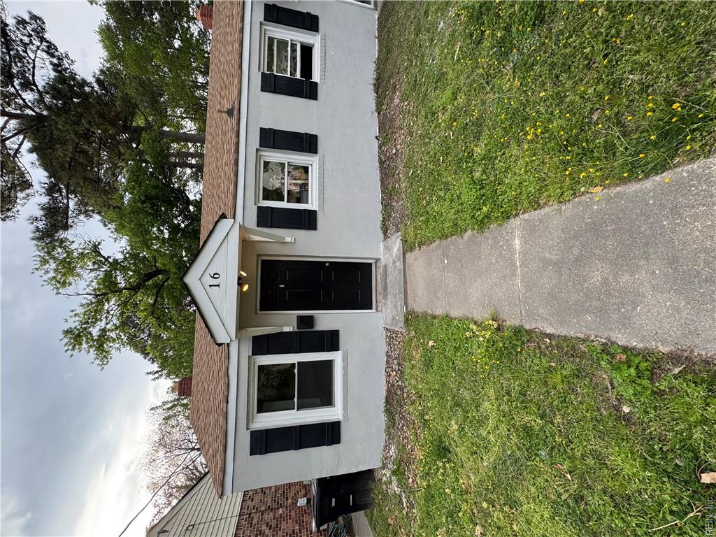 16 Greeneland Boulevard Property Photo 1
