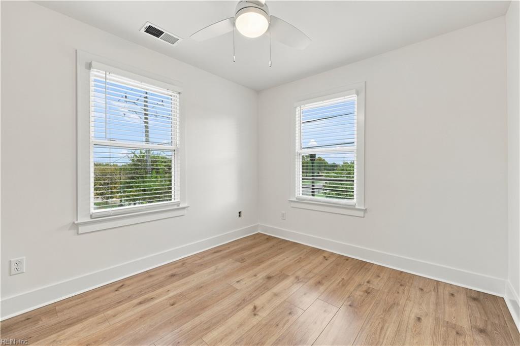112 Buckroe Ave Property Photo 32