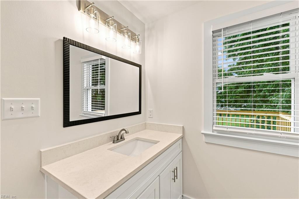 112 Buckroe Ave Property Photo 35