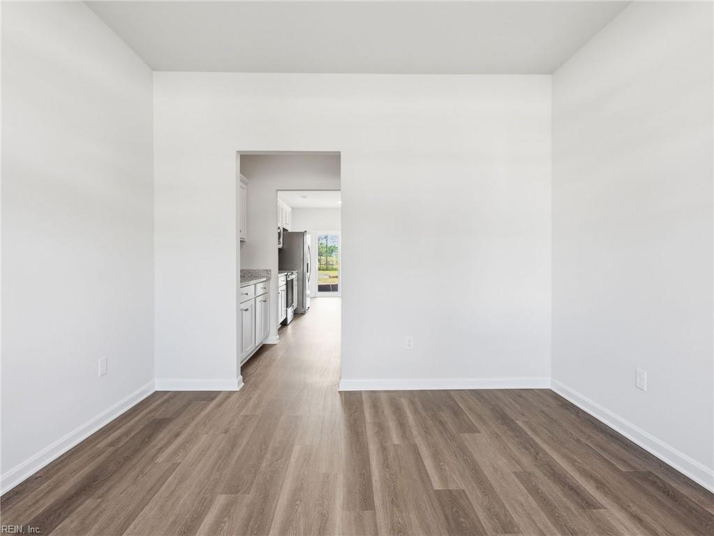 1002 Eastport Pl Property Photo 2