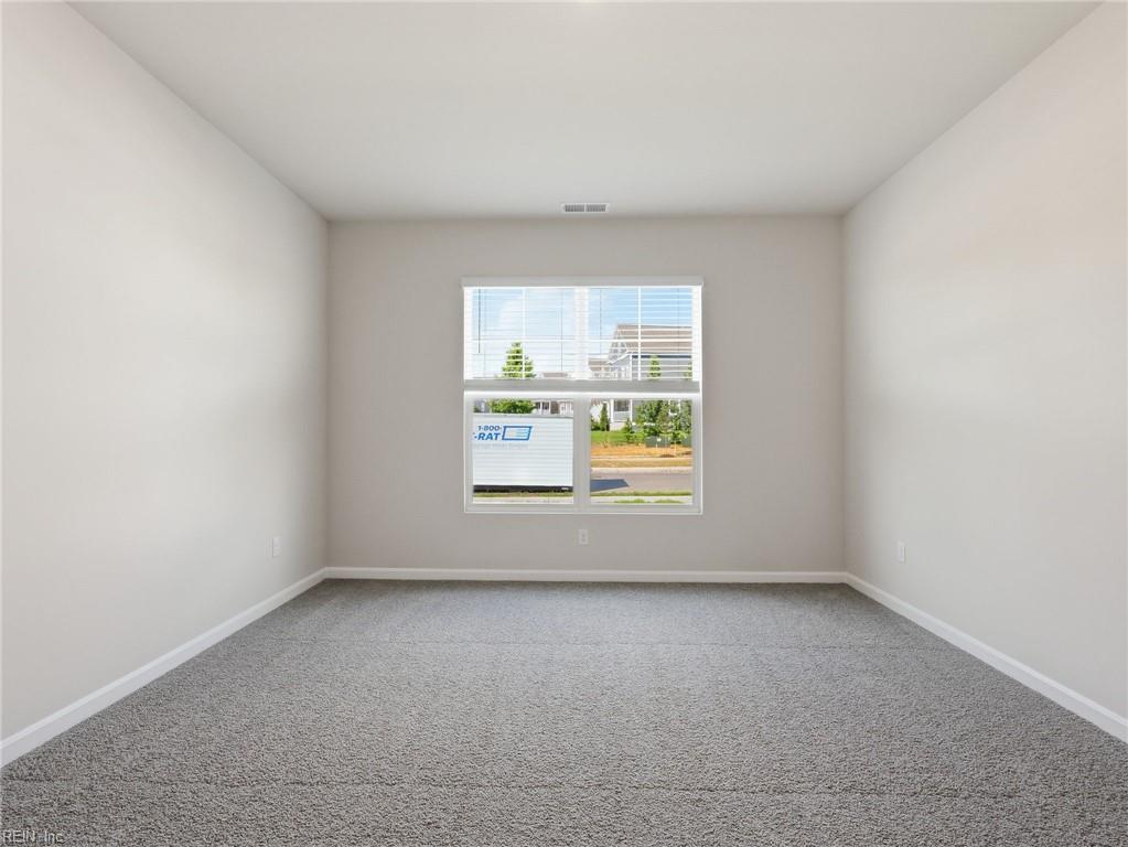1002 Eastport Pl Property Photo 16