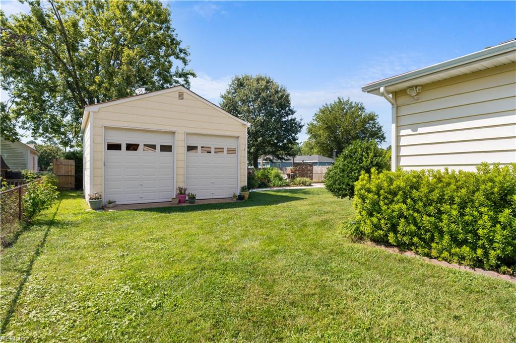 5913 Brinda Ave Property Photo 43