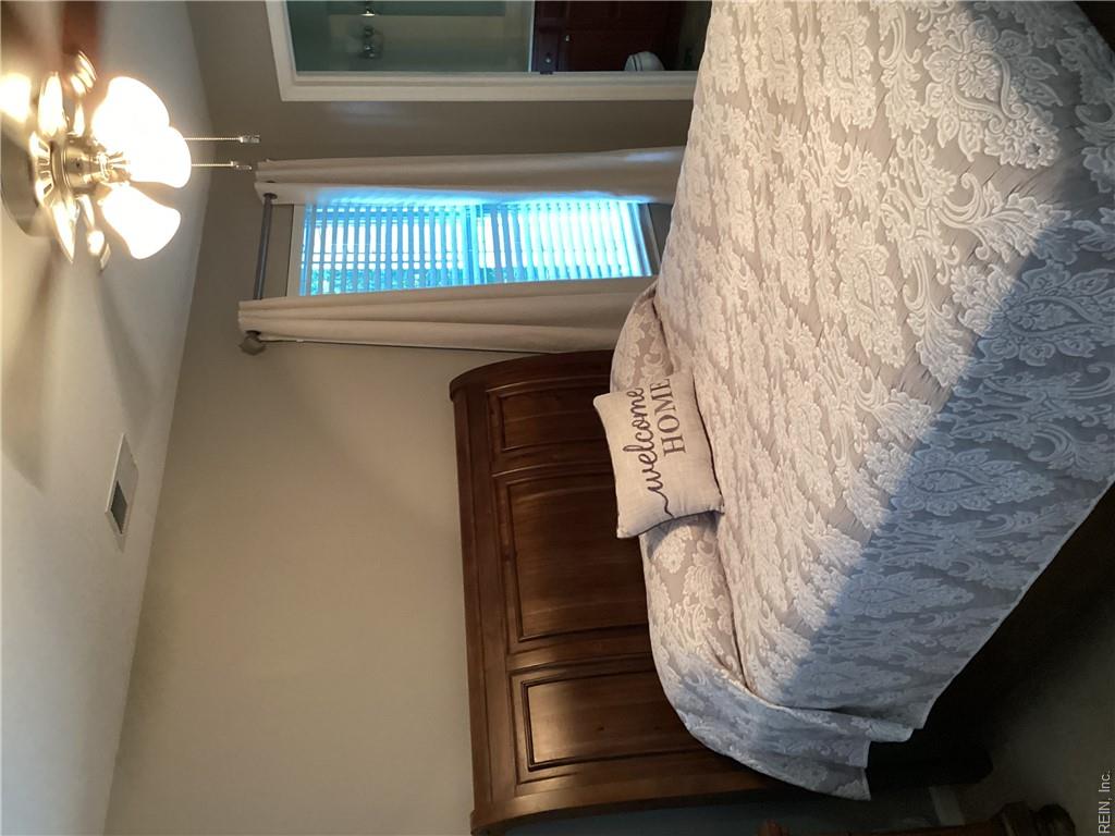 322 Holyoke Ln Property Photo 12