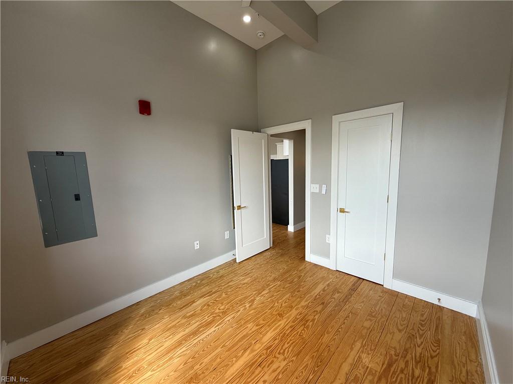 332 34th St Property Photo 5