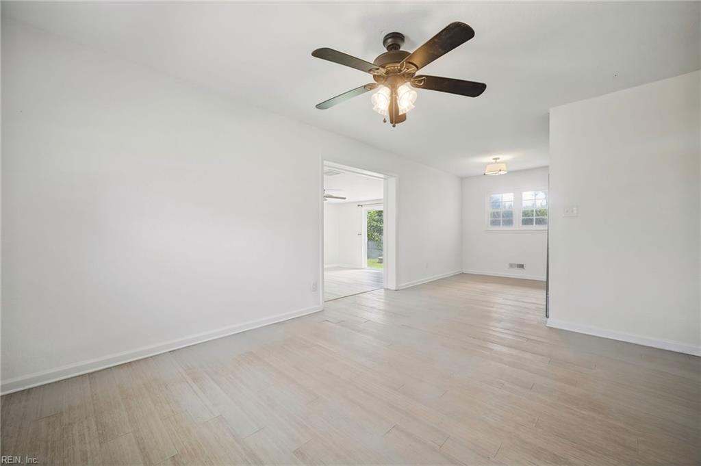 7938 Nancy Ct Property Photo 3
