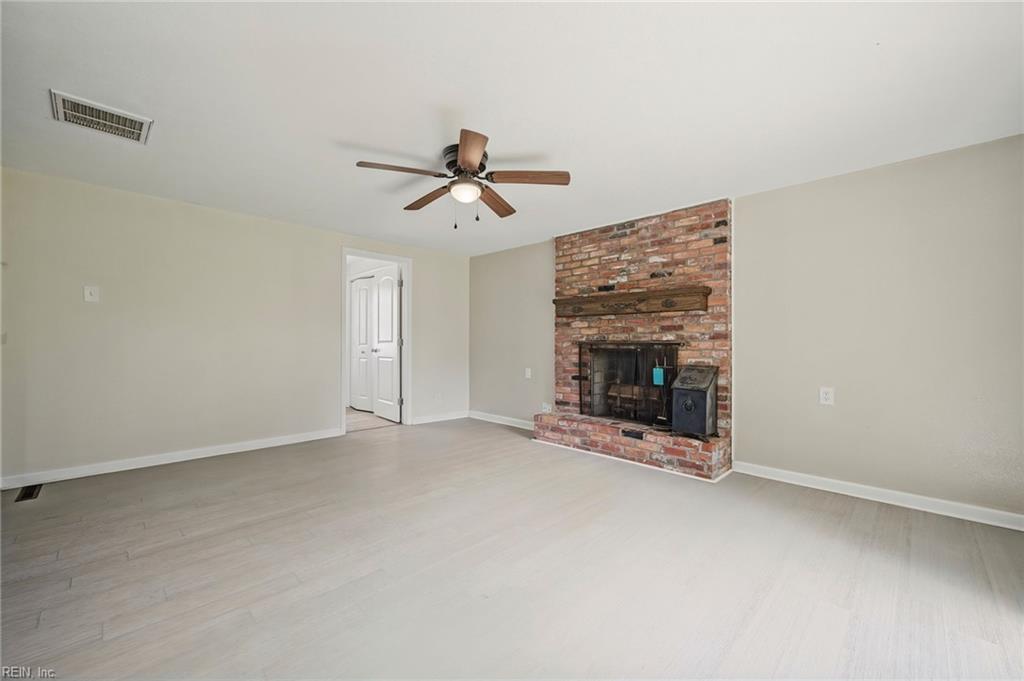 7938 Nancy Ct Property Photo 7