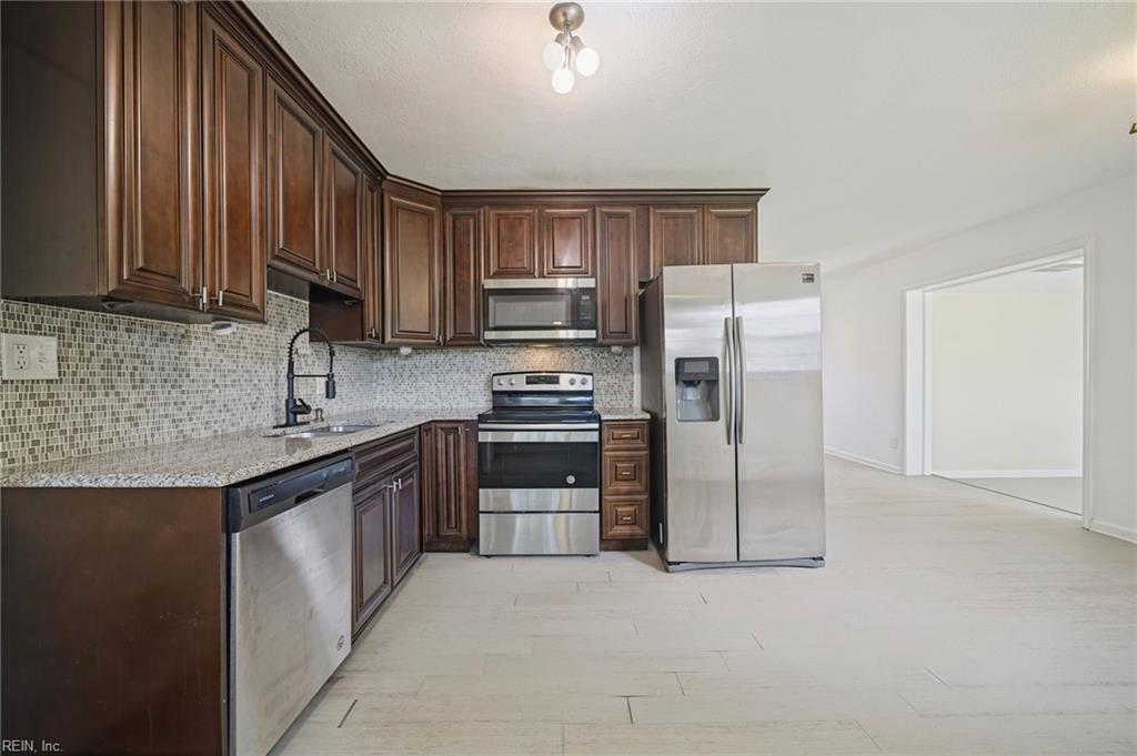 7938 Nancy Ct Property Photo 9