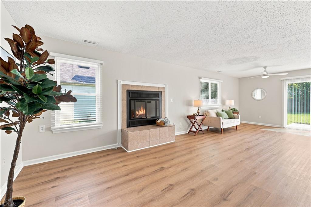 830 Chimney Hill Pw Property Photo 4