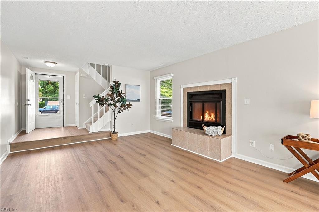 830 Chimney Hill Pw Property Photo 5