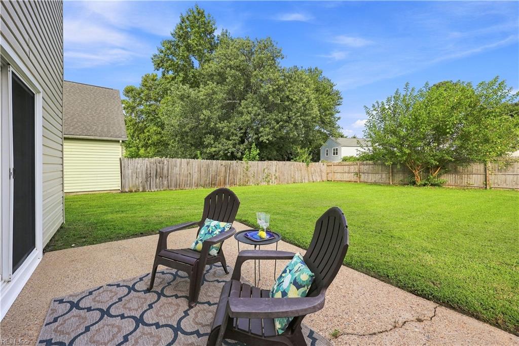 830 Chimney Hill Pw Property Photo 28