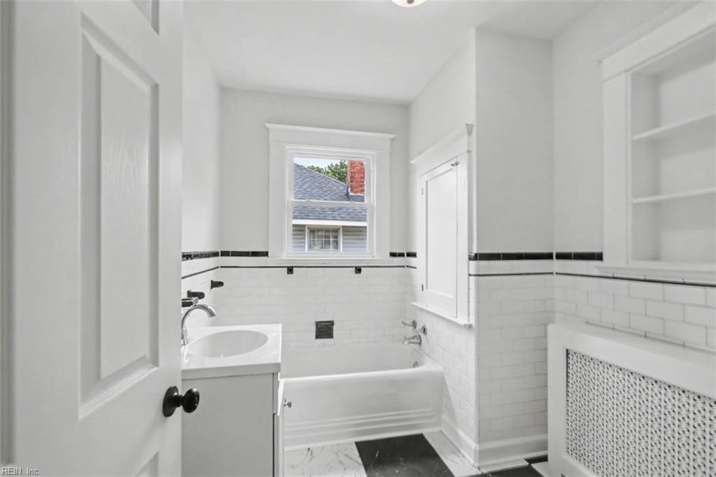 117 Pochin Pl Property Photo 26