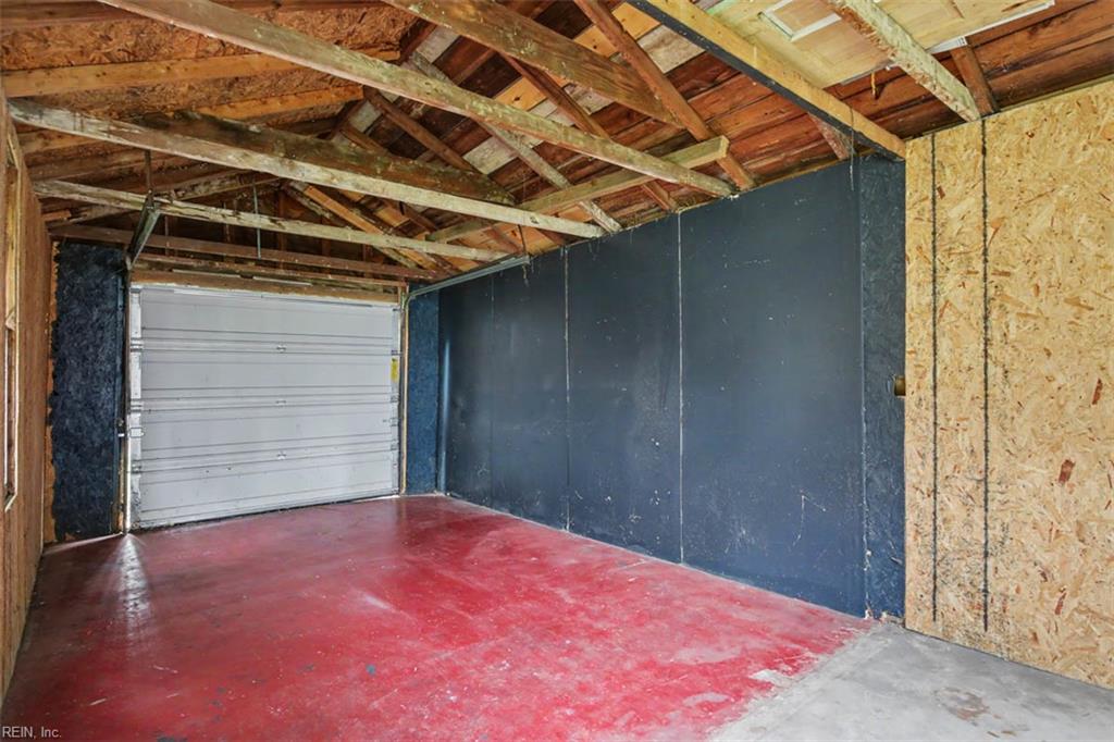 117 Pochin Pl Property Photo 37