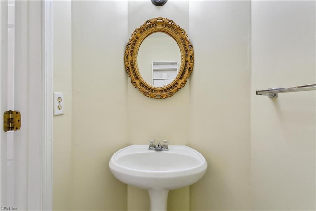 38 Angelia Way Property Photo 7