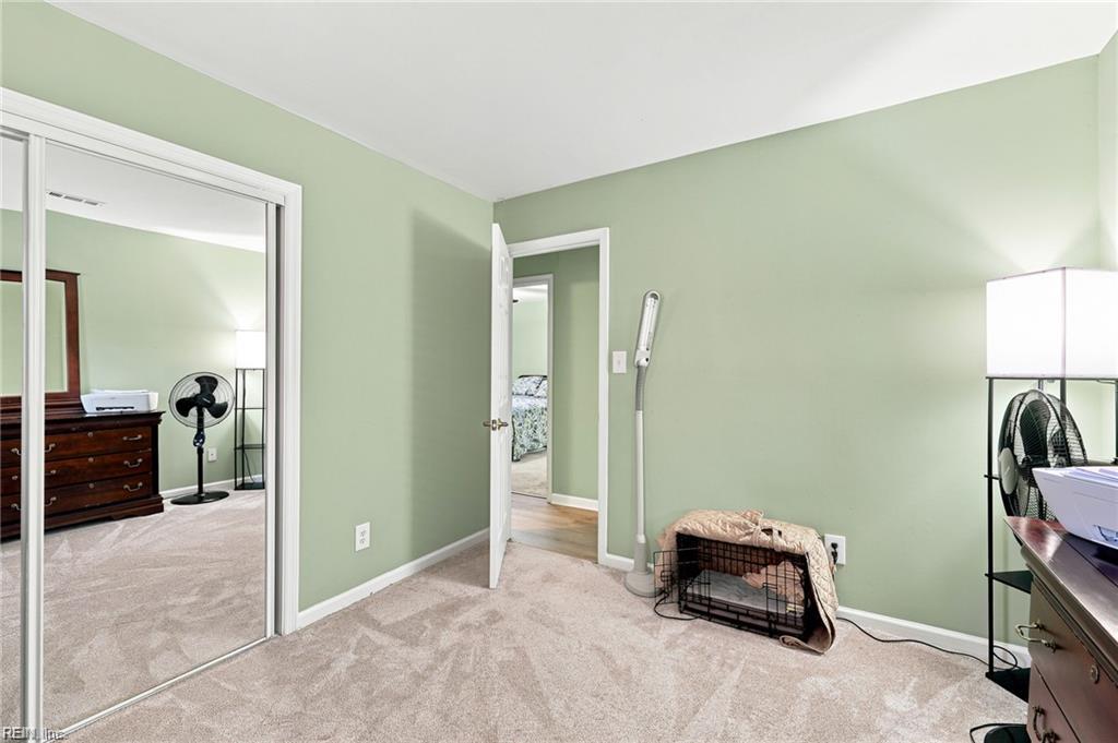 1277 New Land Dr Property Photo 3