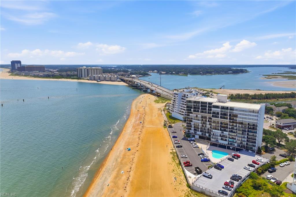 3558 Shore DR Property Photo 1