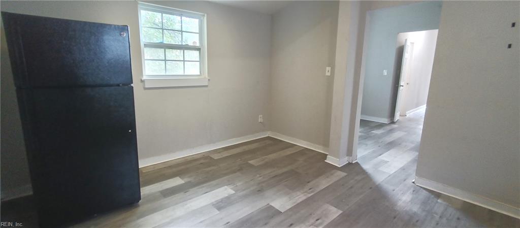1135 27th St Property Photo 5