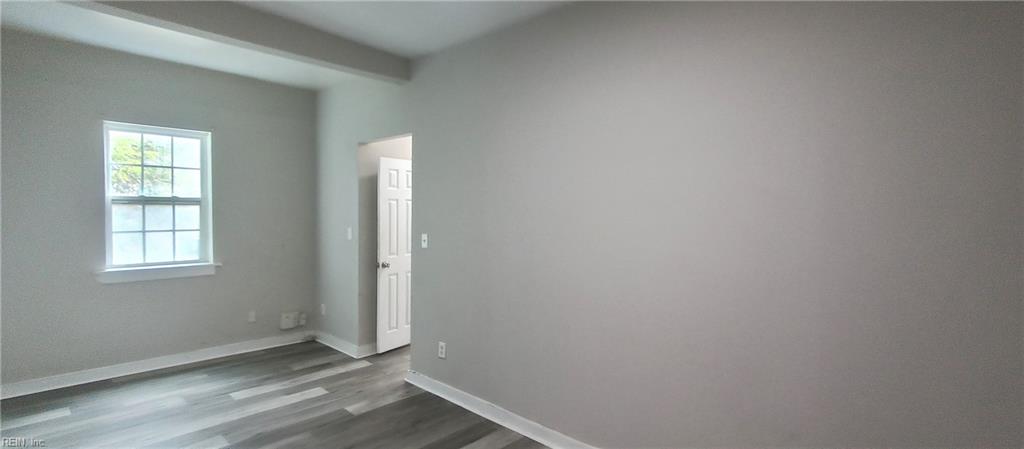 1135 27th St Property Photo 17