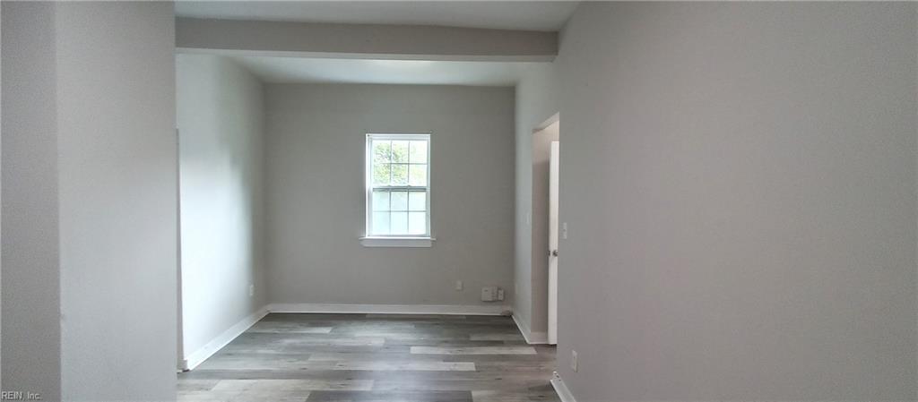 1135 27th St Property Photo 18