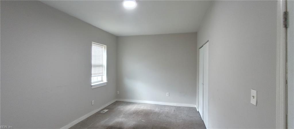 1135 27th St Property Photo 33