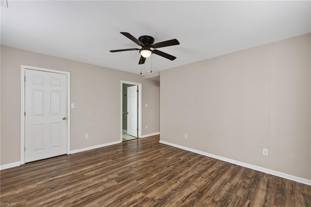 4642 Kennebeck Ave Property Photo 4