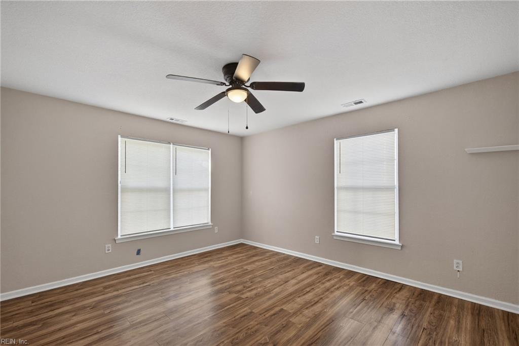 4642 Kennebeck Ave Property Photo 13