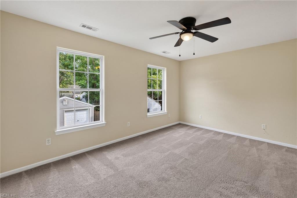 4642 Kennebeck Ave Property Photo 21