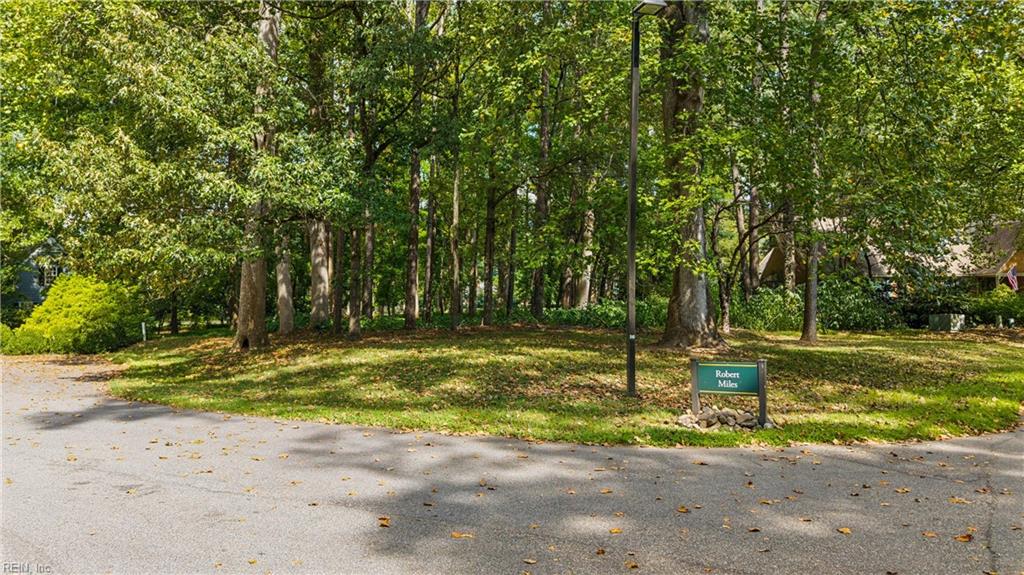 100 Robert Miles Property Photo 1