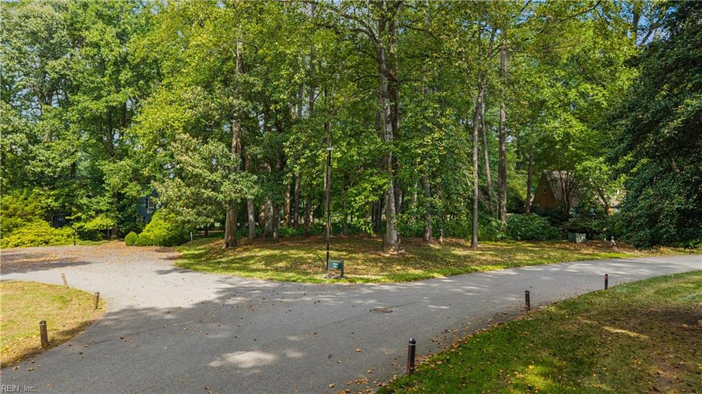 100 Robert Miles Property Photo 3
