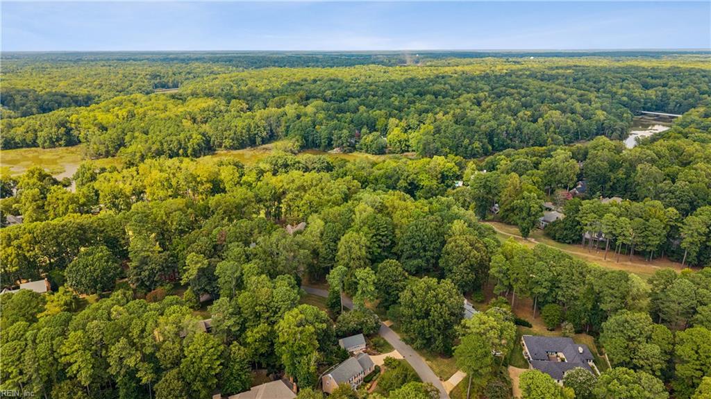 100 Robert Miles Property Photo 10