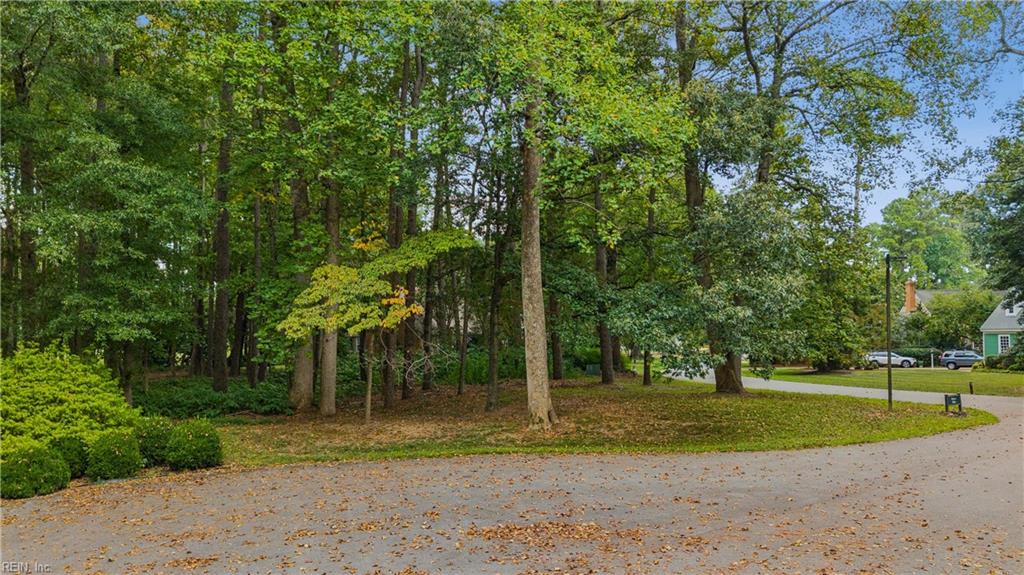 100 Robert Miles Property Photo 28